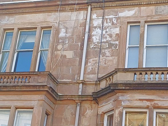 sandstone delamination